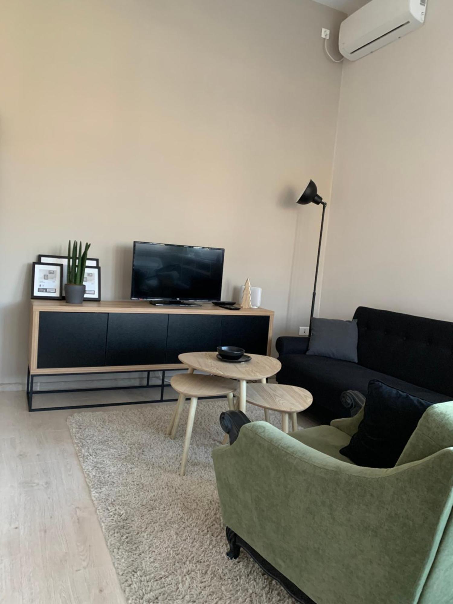 Studio Apartman Park Galerija Apartment Osijek Exterior photo